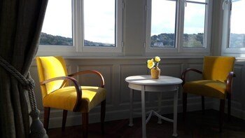 Castel De La Terrasse