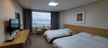 Chuncheon Bears Hotel