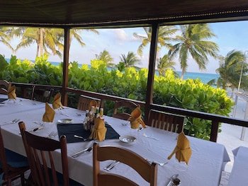 St. George's Caye Resort