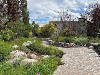 El Carmelo Mountain Lodge