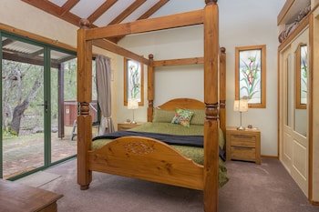 Yelverton brook Eco Spa Retreat & Conservation Sanctuary
