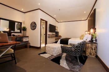 The Bourke Hotel