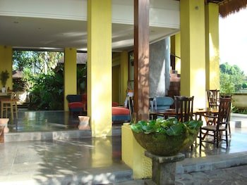 Anini Raka Resort & Spa