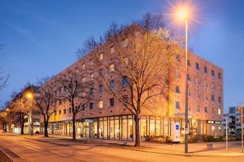 Hotel Essential by Dorint Berlin-Adlershof