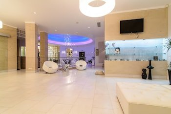 La Mer Deluxe Hotel & Spa