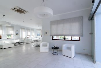 La Mer Deluxe Hotel & Spa