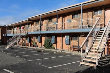 Best Western Bridge View Motel