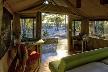 Hyena Pan Tented Camp