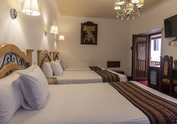 Hotel Rojas Inn