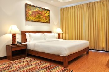 Khang Residency