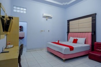 Hotel Indonesia Pekalongan by RedDoorz