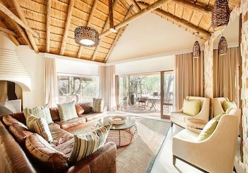 Tambuti Lodge