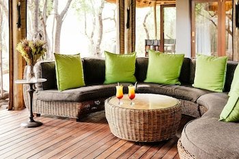 Tambuti Lodge