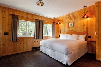 Pine Bungalows