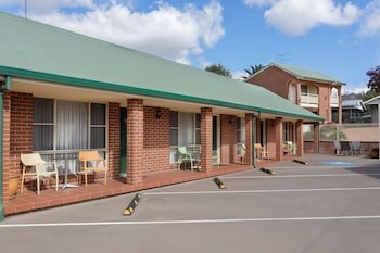 The Roseville Apartments