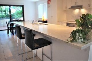 Outrigger Bay Apartments