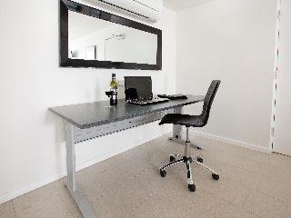 Hamilton Executive Apartments