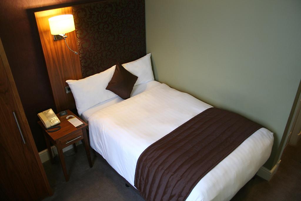 Hallmark Hotel Derby Midland