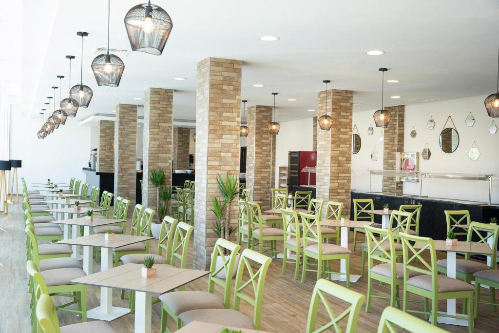 Mar Hotels Ferrera Blanca