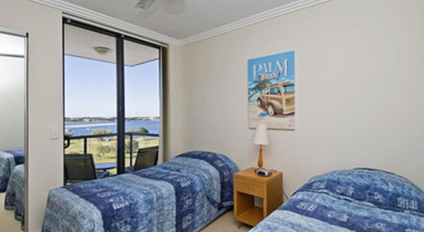 Aqualine Apartments