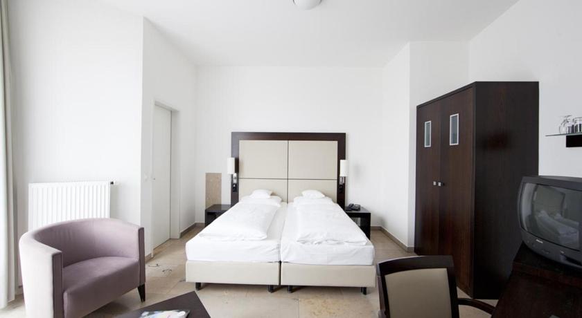 BURNS Art Hotel