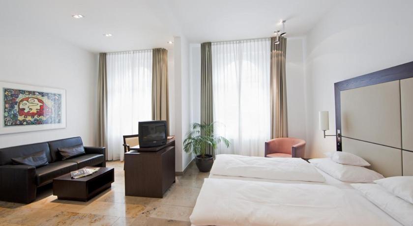 BURNS Art Hotel