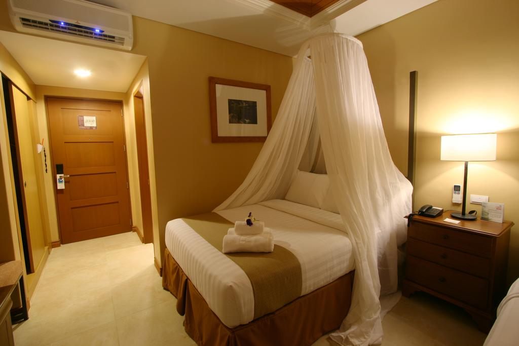 Crown Regency Prince Resort