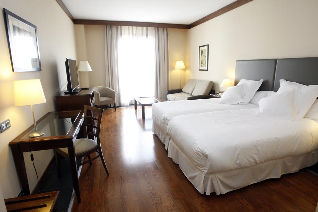Barcelo Jaca Golf & Spa
