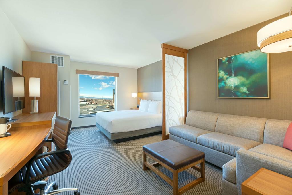 Hyatt House Denver Downtown