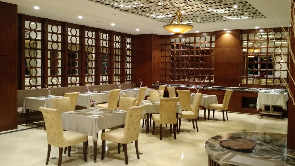 Pearl River Hotel