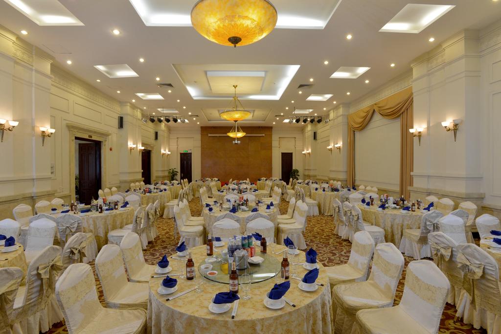 Pearl River Hotel