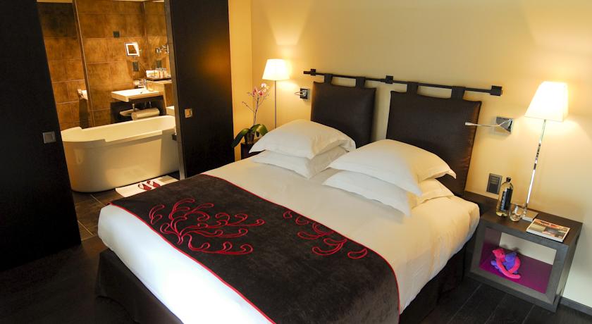 Eastwest Hotel