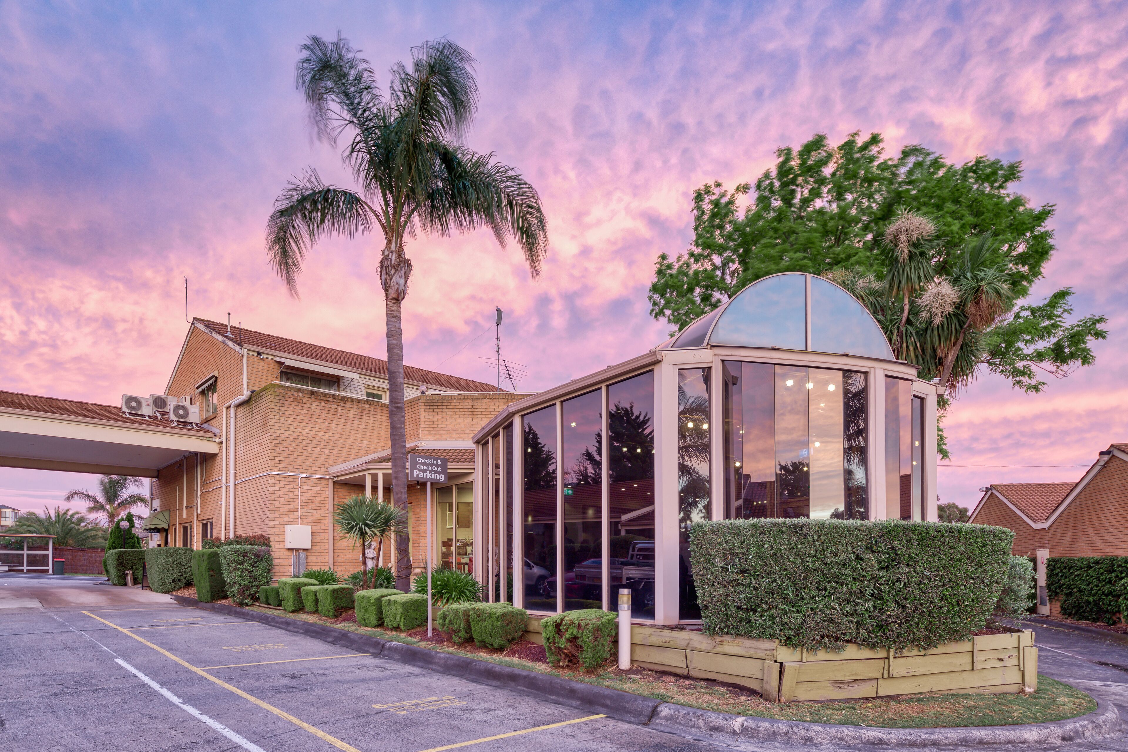 Best Western Airport Motel & Convention Centre
