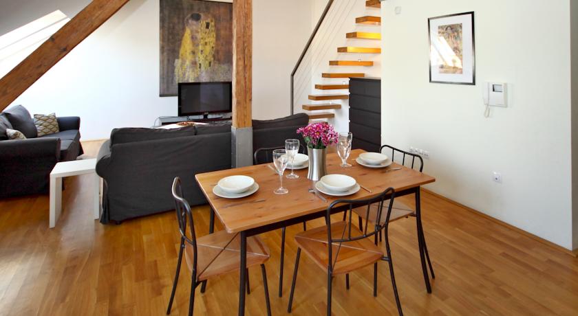 RiverView Palace Apartments