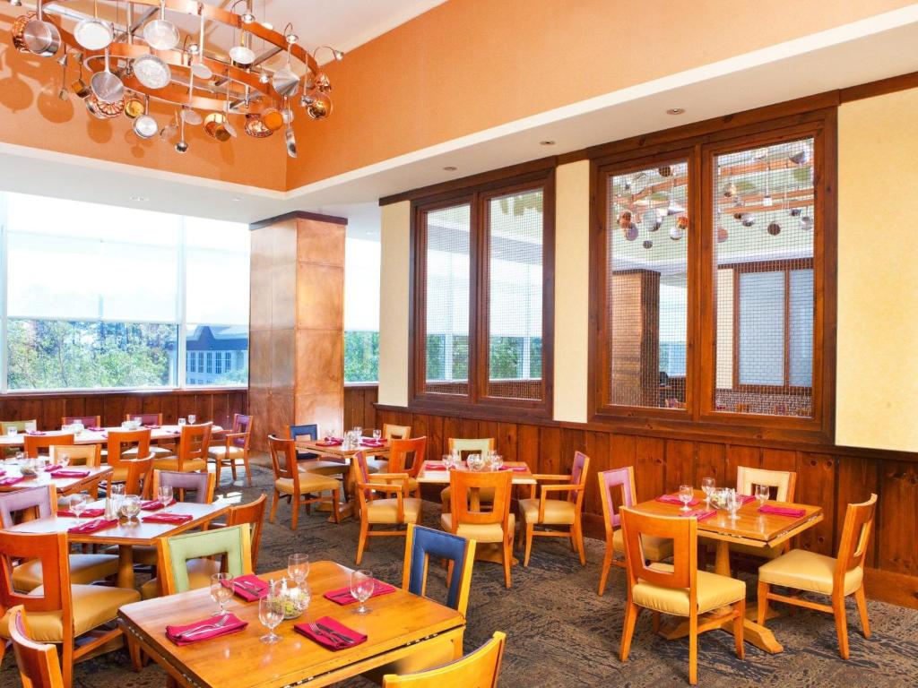 Sheraton Myrtle Beach Convention Center Hotel