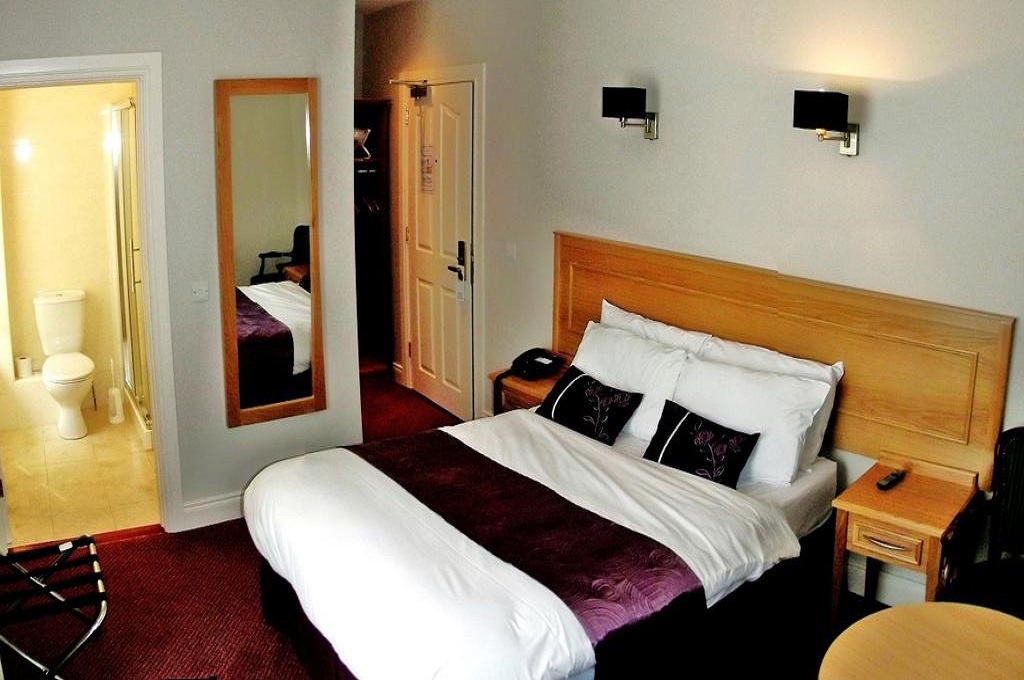 Phoenix Park Hotel