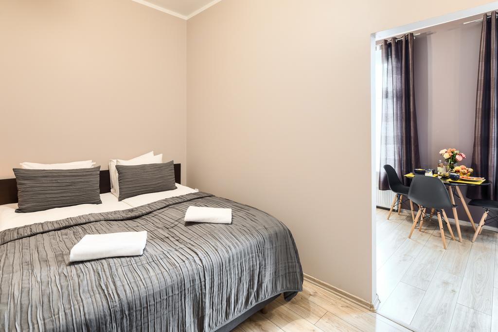 Platinum Aparthotel