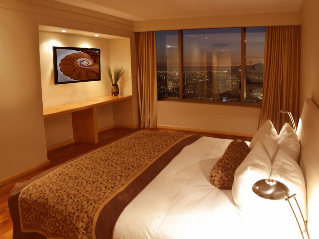 Boulevard Suites