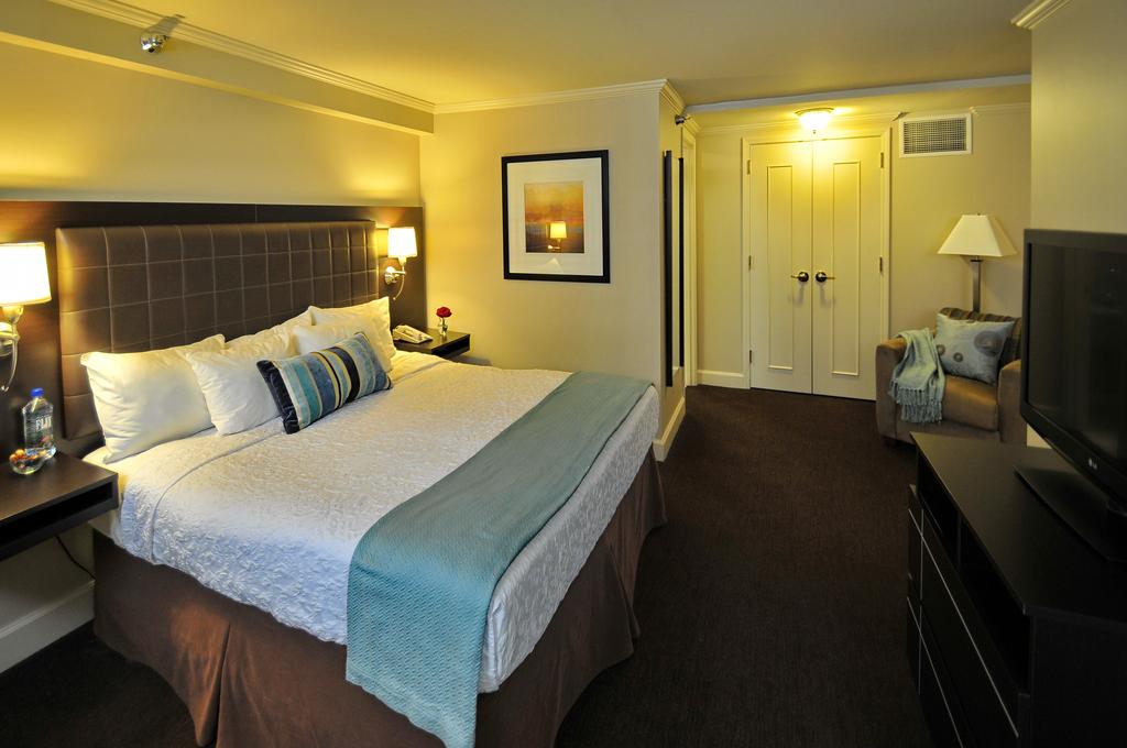 Magnolia Hotel Omaha