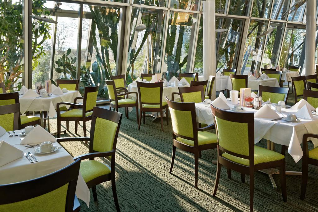 Kongresshotel Potsdam am Templiner See