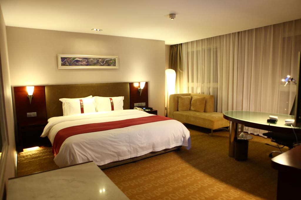 Holiday Inn Downtown Hefei