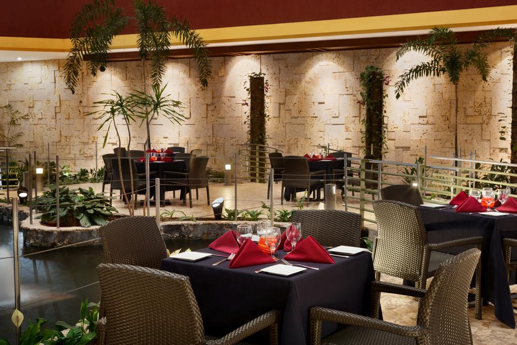 Embassy Suites by Hilton Dorado del Mar Beach Resort