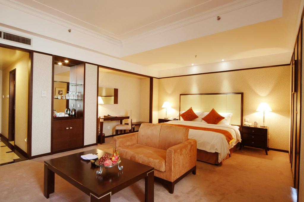 Howard Johnson Pearl Plaza Wuhan