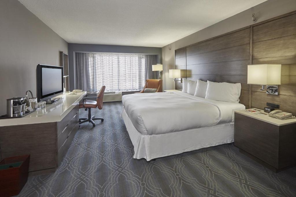 Doubletree by Hilton Bloomington - Minneapolis South