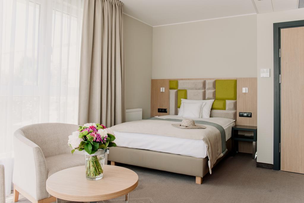 Hotel Almond Business & SPA