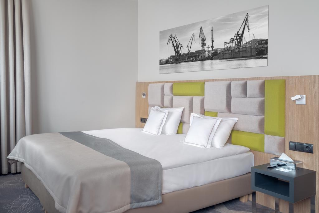 Hotel Almond Business & SPA