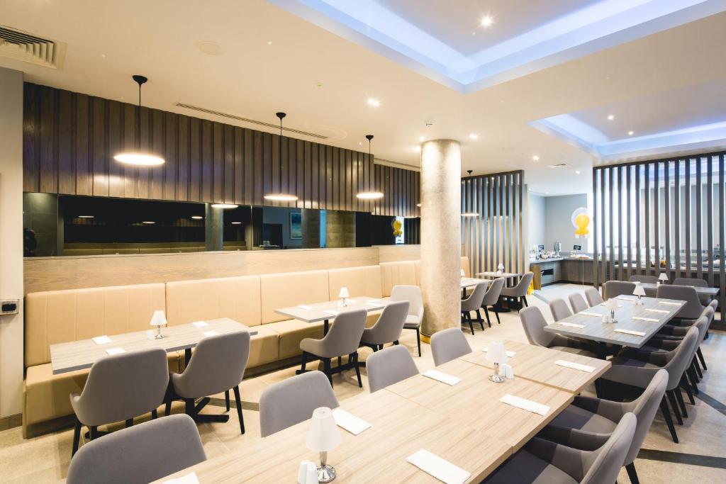 Maldron Hotel Newcastle