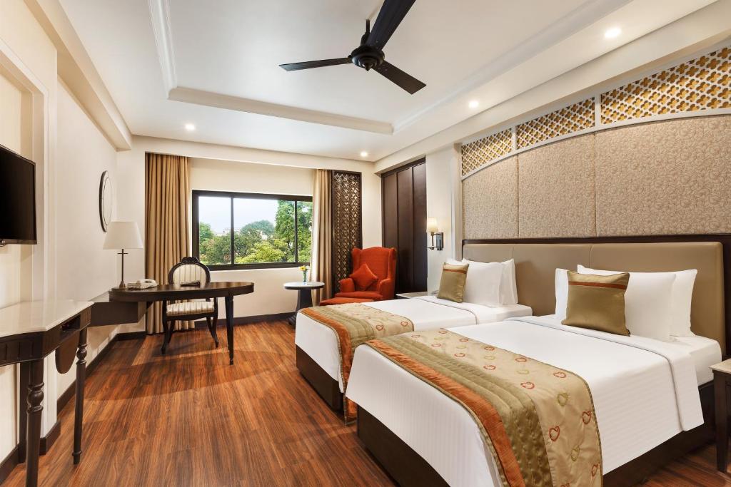 La Place Sarovar Portico, Lucknow