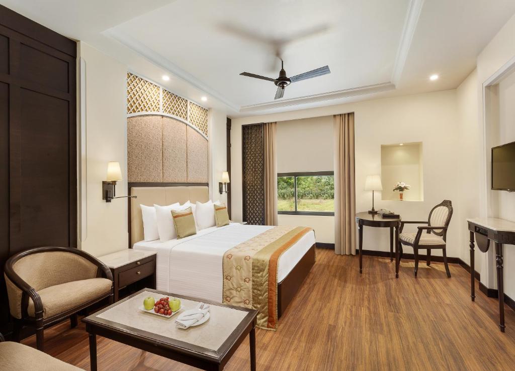La Place Sarovar Portico, Lucknow