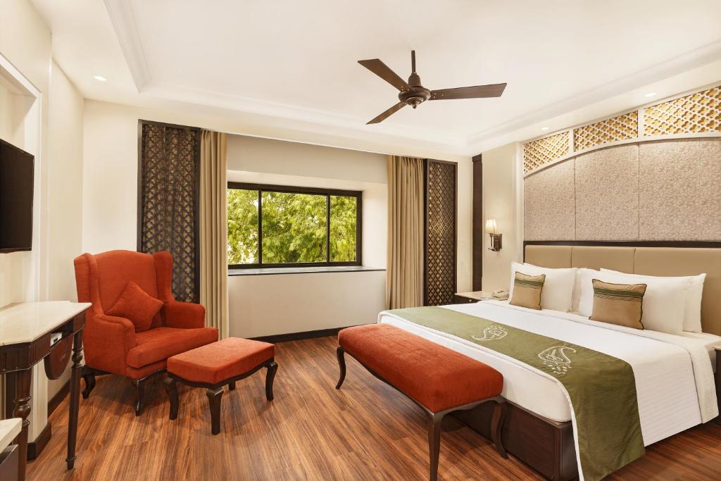La Place Sarovar Portico, Lucknow